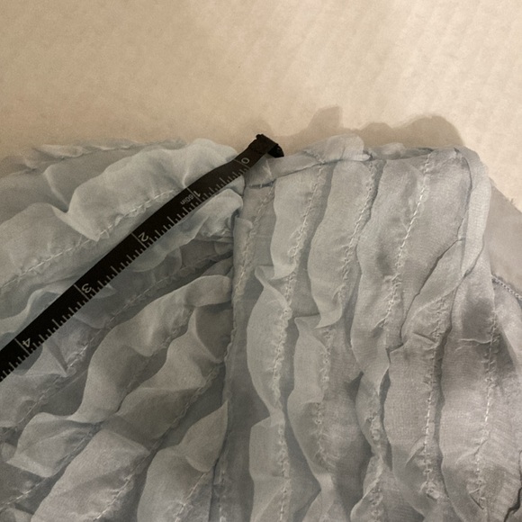 Beulah ruffled blouse NOTE missing button size one - Picture 12 of 13